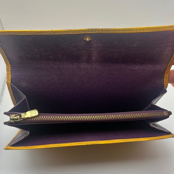 Louis Vuitton Yellow Epi Leather Wallet - Picture 9 of 11